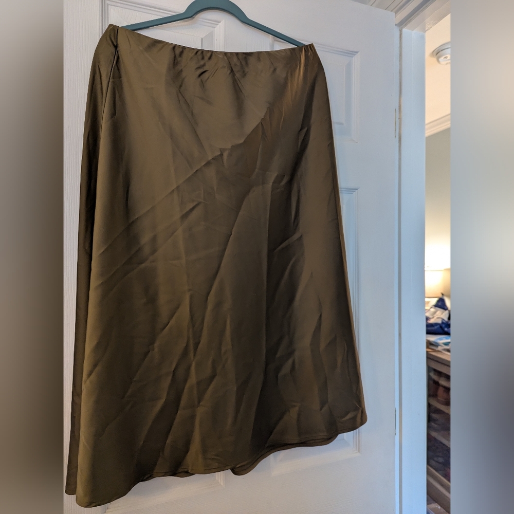 Olive Brown Women's Satin Maxi Skirt 2X